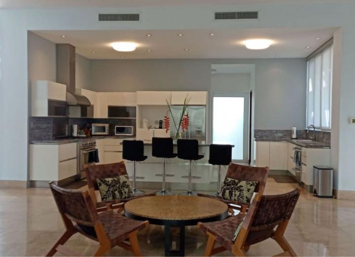 Venta de casa en punta barco resort, san carlos
