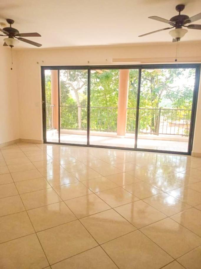 Venta de apartamento en ph embassy club, ancón