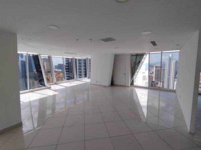 Se alquila o se vende oficina edificio sl55