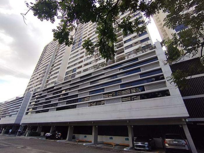 Venta de apartamento en condado del rey, ph condado country club