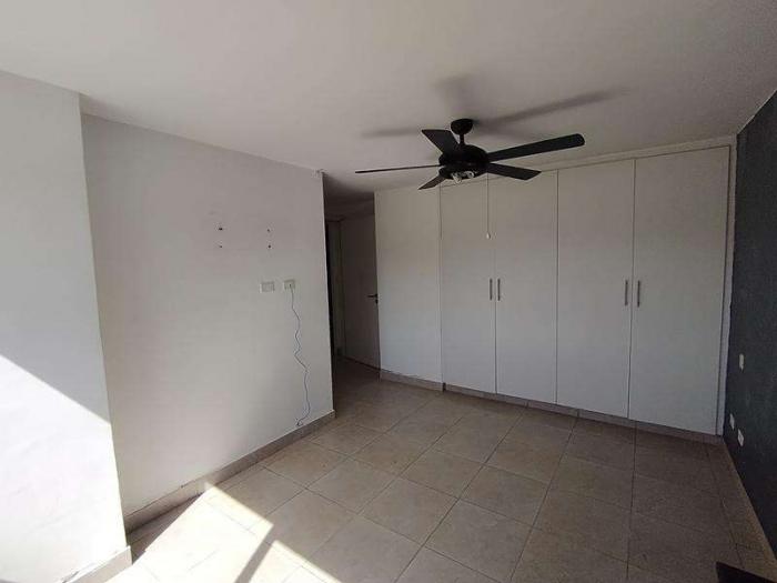 Venta de apartamento en condado del rey, ph condado country club