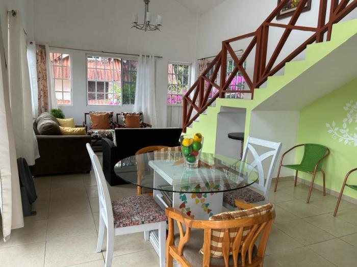 Venta de casa de montaña sora