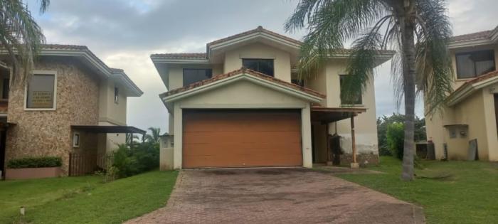  venta de casa reposeida en vista mar golf & beach
