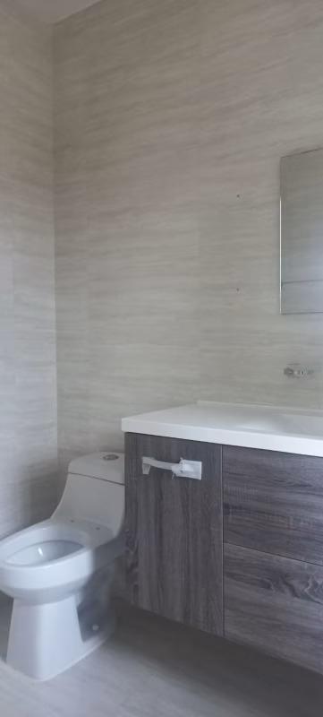  venta de casa reposeida en vista mar golf & beach
