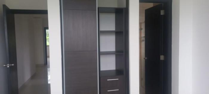  venta de casa reposeida en vista mar golf & beach