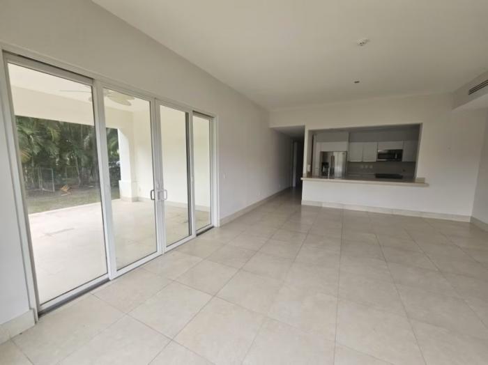 Venta de apartamento reposeido en buenaventura, rio hato