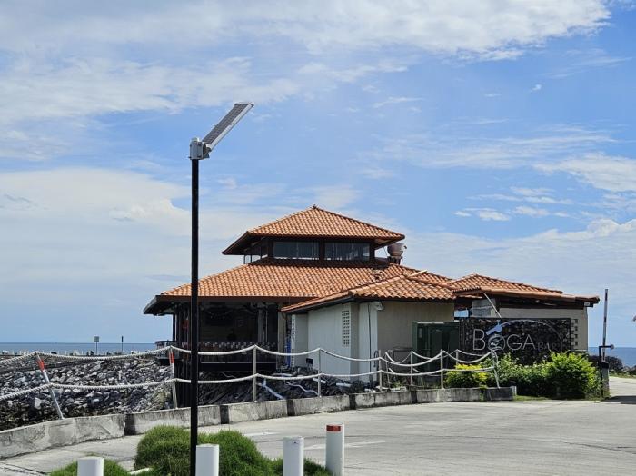 Venta de lujosa casa en vista mar, san carlos, panam