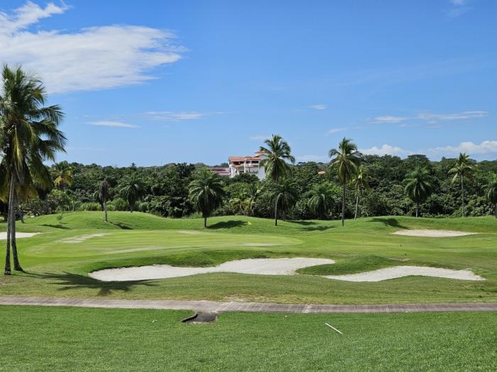 Venta de lujosa casa en vista mar, san carlos, panam