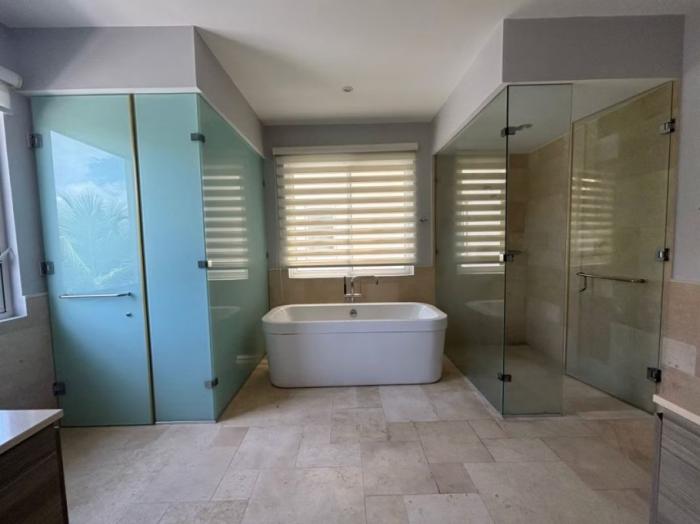 Venta de casa en ph ocean lakes  buenaventura, cocl