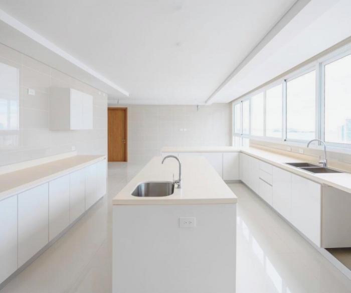 Venta de penthouse de lujo en coco del mar, frente al mar