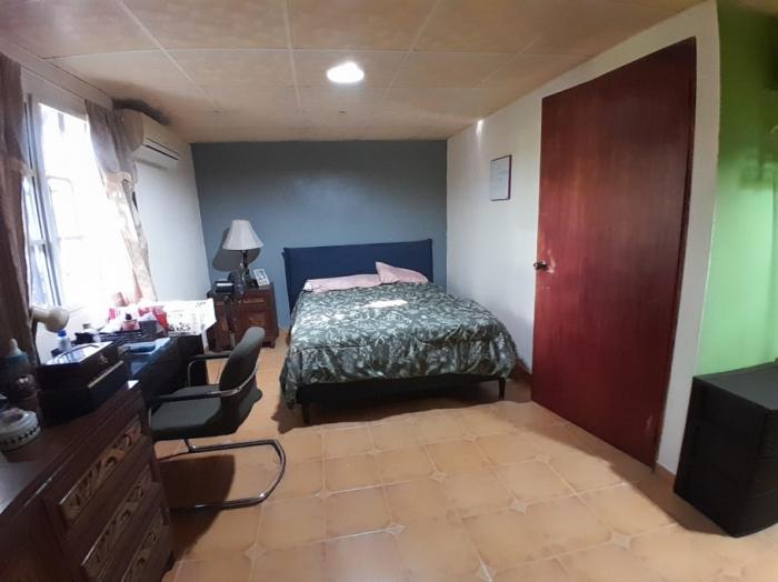 Venta de casa en cardenas village, ancón, panamá 