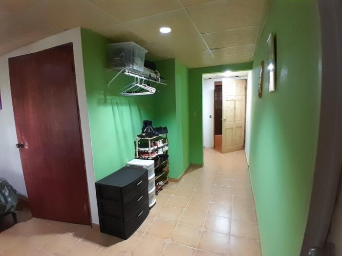 Venta de casa en cardenas village, ancón, panamá 