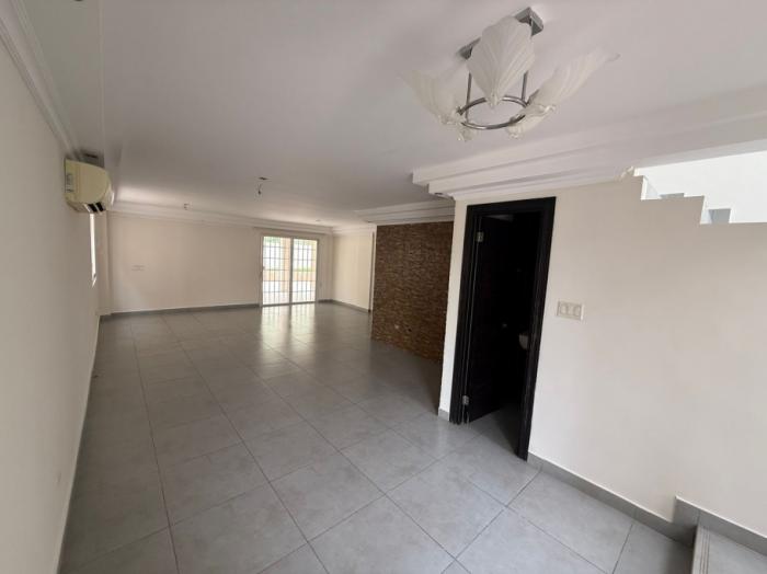 Venta de casa en brisas del golf