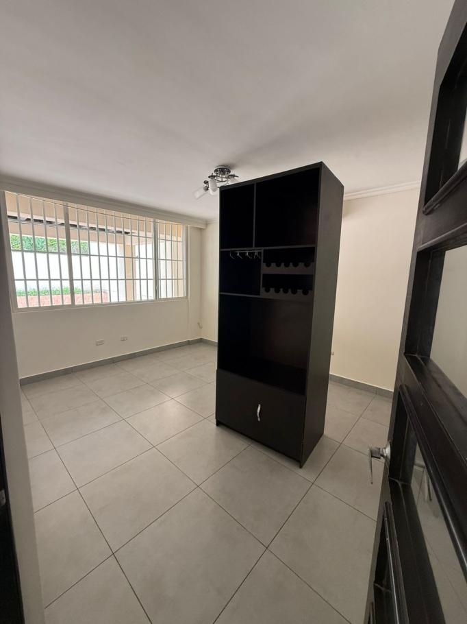 Venta de casa en brisas del golf