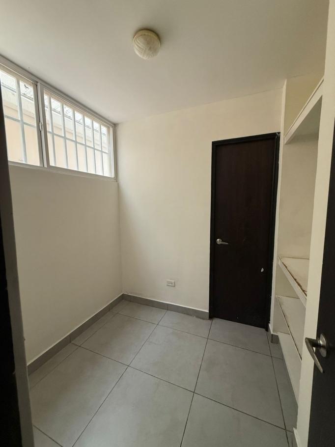 Venta de casa en brisas del golf