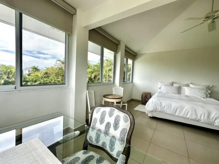 Venta de casa con piscina en cocoli