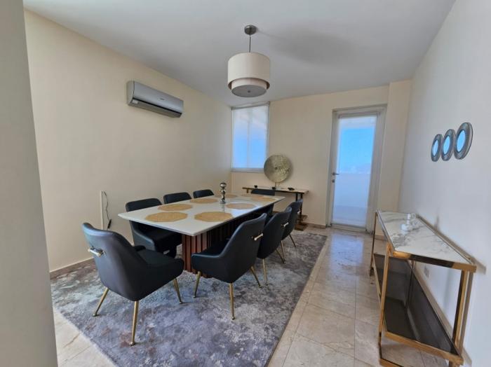 Alquiler de apartamento amoblado en punta pacifica, 