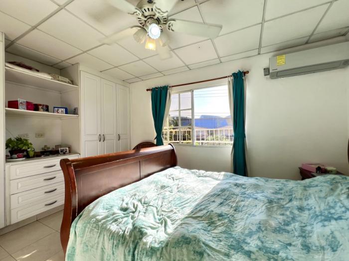 Venta de casa en dorado lakes, condado del rey