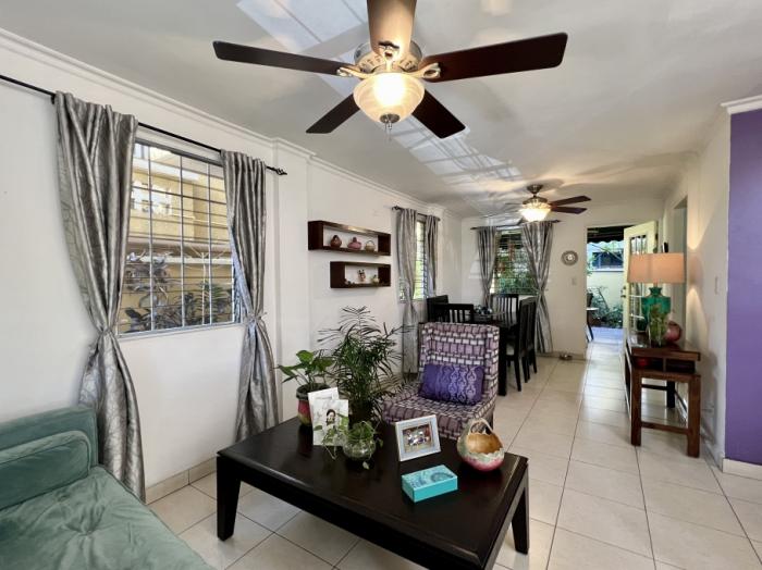 Venta de casa en dorado lakes, condado del rey