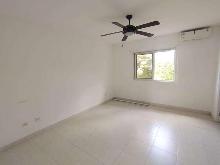 Casa en venta, ph quintas de versalles, juan díaz