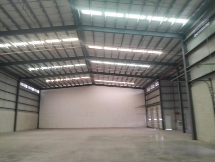 Se alquilan galeras desde 500m2 en adelante/warehouses for rent from 5...