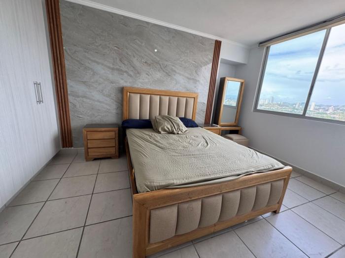 Alquiler de apartamento full amoblado, ph lefevre 75