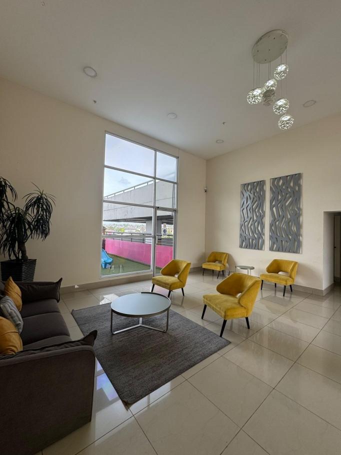 Alquiler de apartamento full amoblado, ph lefevre 75
