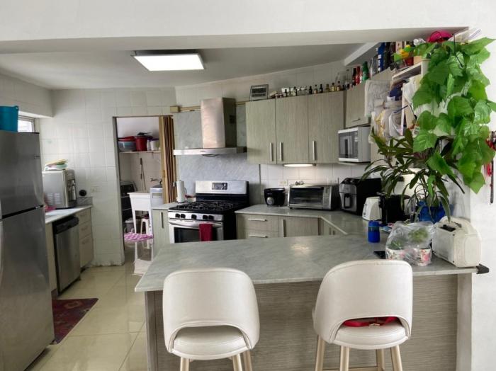 Se vende espacioso apartamento en punta paitilla