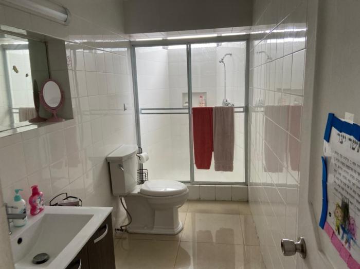 Se vende espacioso apartamento en punta paitilla