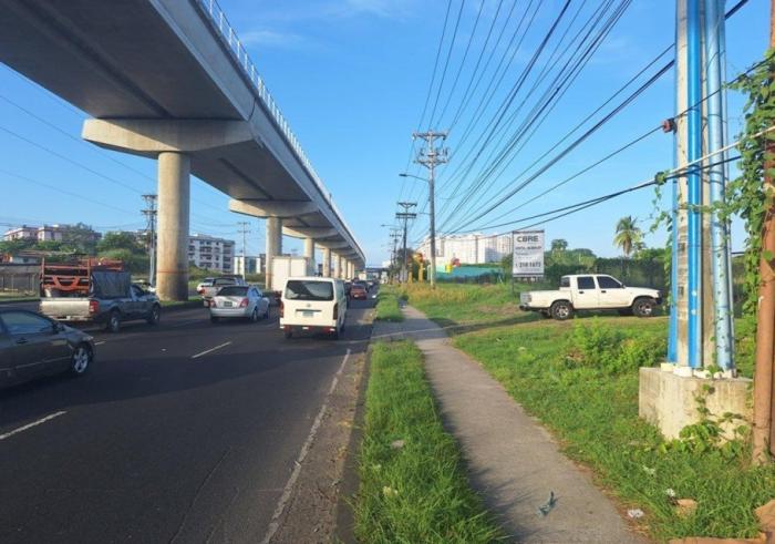 Se vende terreno comercial ave. domingo díaz