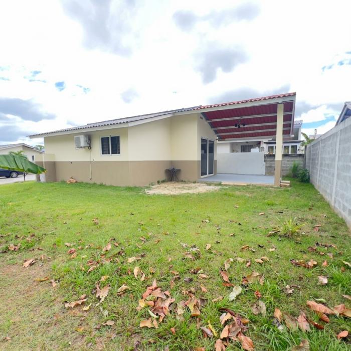 Alquilo casa en playa dorada, villamarina ii, arraijan $.650.00