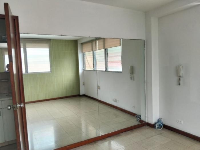 Se vende espacioso apartamento en san francisco/for sale spacious apartment in san francisco