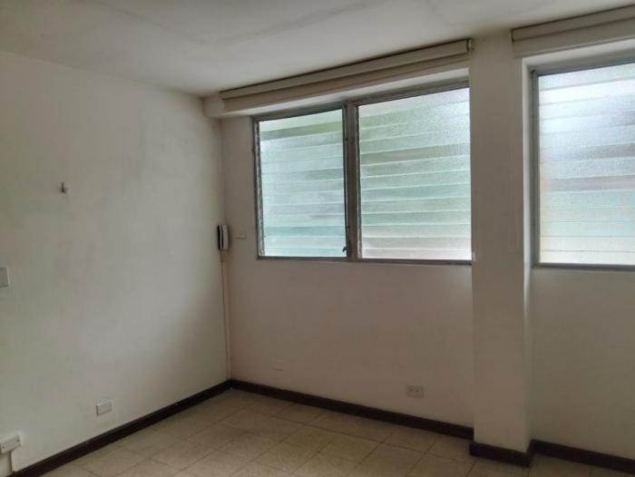 Se vende espacioso apartamento en san francisco/for sale spacious apartment in san francisco