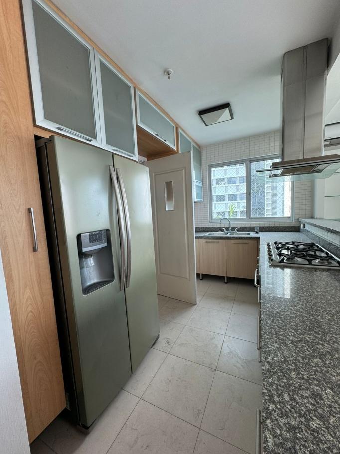 Se vende  apartamento en p.h. tao tower