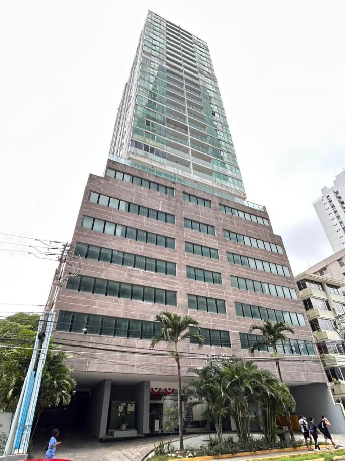 Se vende hermoso penthouse en paitilla- p.h. pacific sea