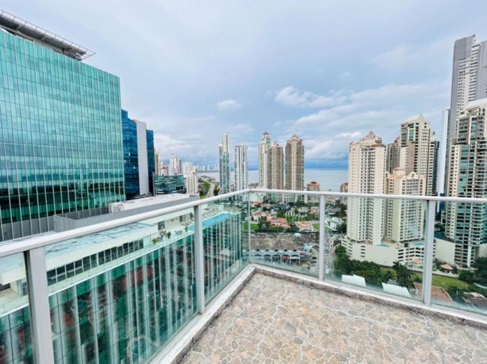 Se vende hermoso penthouse en paitilla- p.h. pacific sea