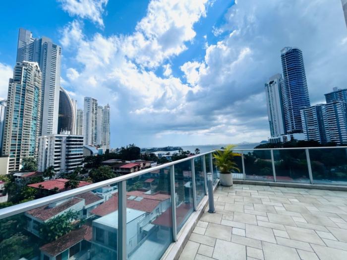 Se vende hermoso penthouse en paitilla- p.h. pacific sea