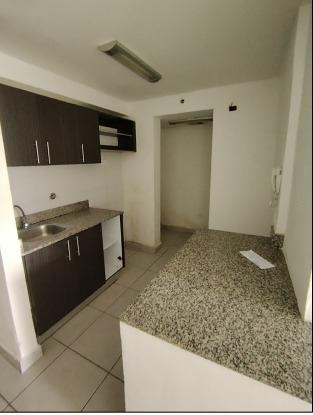 Se vende  apartamento en p.h. premiun