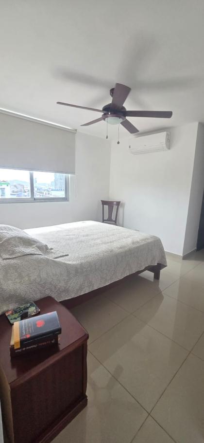 Se vende hermoso apartamento en p.h. delavista