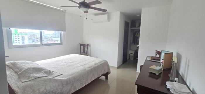 Se vende hermoso apartamento en p.h. delavista