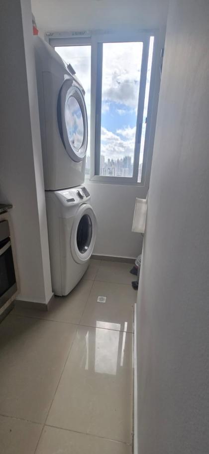Se vende hermoso apartamento en p.h. delavista
