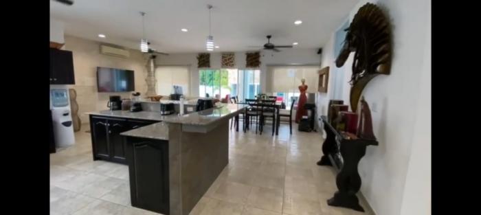 Espectacular casa de playa en coronado a la venta/spectacular beach house for sale in coronado