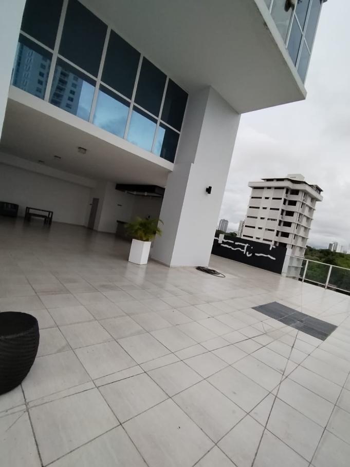Se vende apartamento en p.h. quadrat