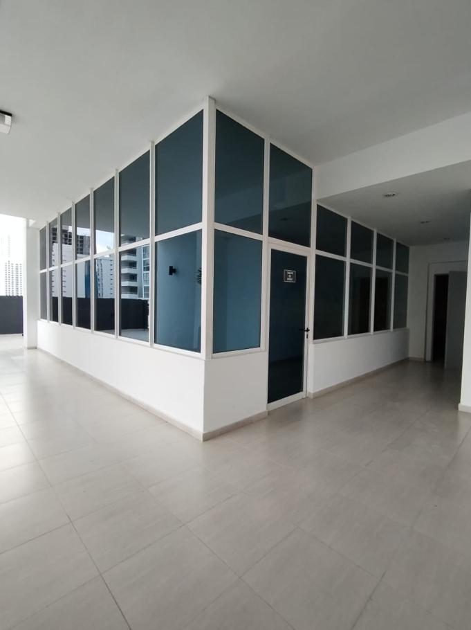 Se vende apartamento en p.h. quadrat