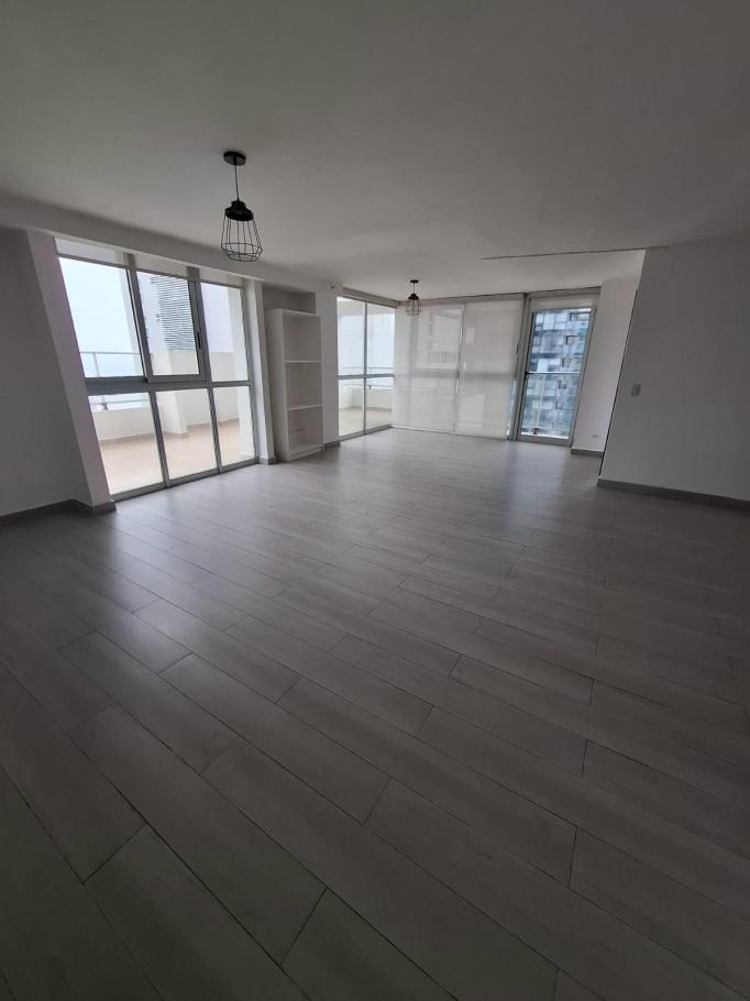 Se vende apartamento en p.h. belle view