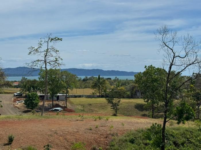Dos lotes residenciales con vista al mar en santa catalina villas, 3,000 m² en total, futura comunidad cerrada con vigilancia 24/7, ofrecidos en $250