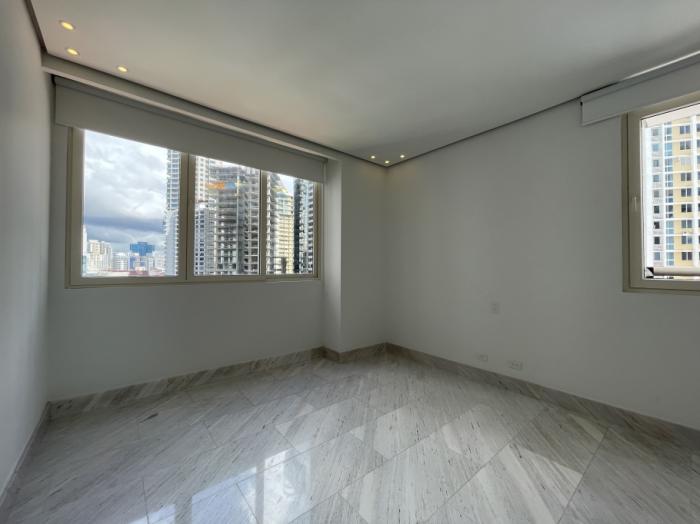 Alquiler de apartamento en the towers punta paitilla 10a