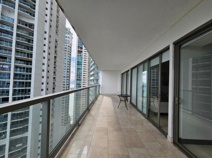 Alquiler de apartamento en the ocean club (ph toc) punta pacifica