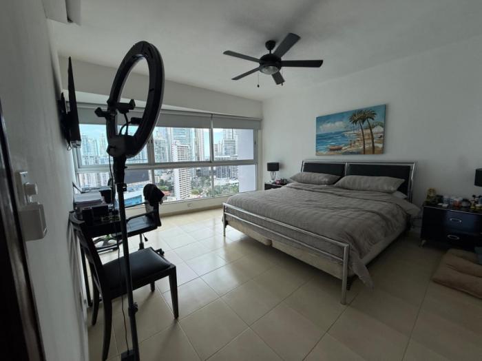 Apartmento for sale in grandbay tower