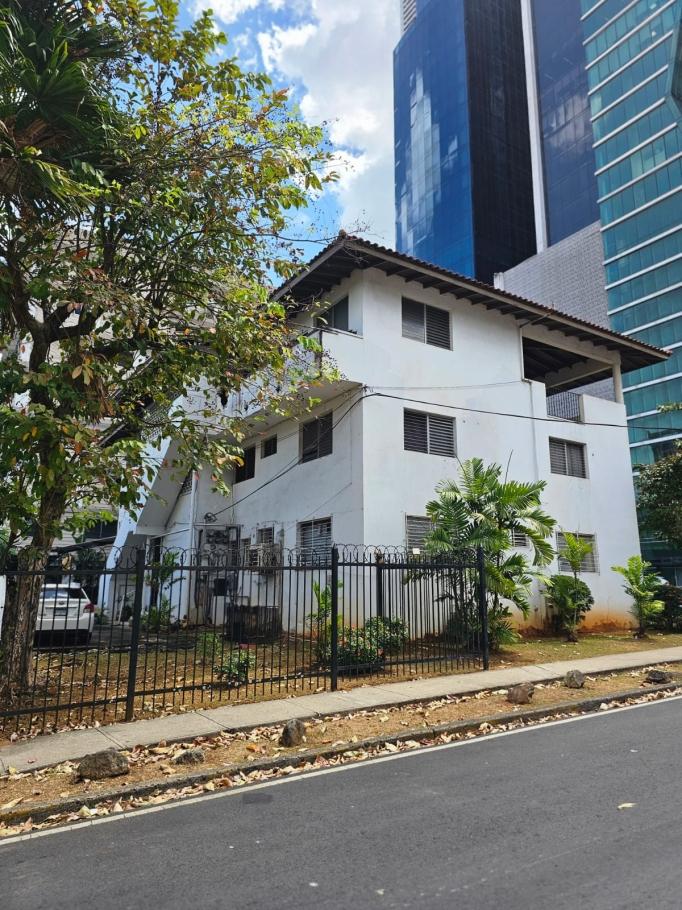 Se vende edificio cerca de via brazil